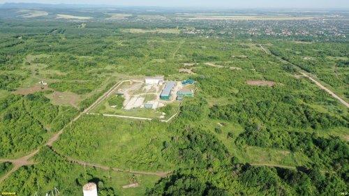 Холмский лесопарк, вид с востока, на станицу Холмскую