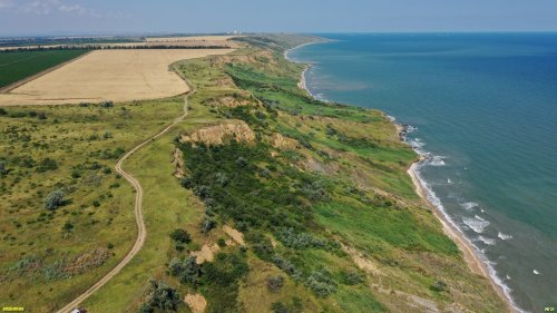 Таманская Швейцария расположена на западном побережье Темрюкского залива Азовского моря