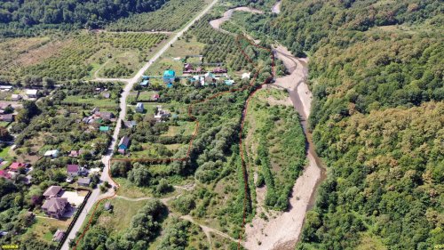 Южная часть зелёной зоны в с.Анастасиевка (1) на левом берегу реки Пшенахо