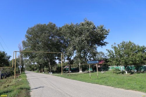 Зелёная зона в ст.Чебургольской (8)