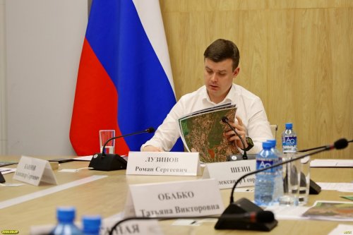 Председатель совещания заместитель Губернатора Краснодарского края Лузинов Р.С.