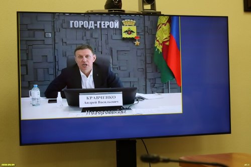 Главы муниципальных образований участвовали в совещании по видеосвязи