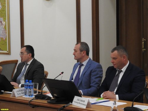 Представители администрации МО Славянский район
