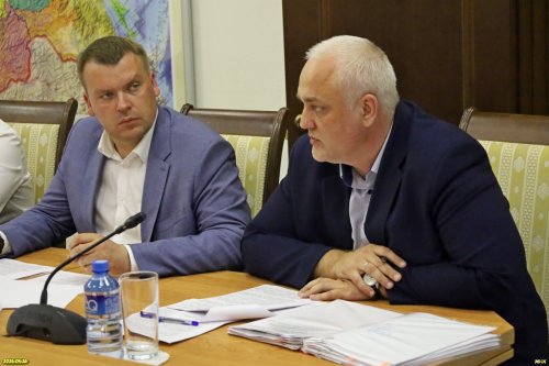 Представители администрации МО Каневской район Луценко И.А. и Слоквенко Б.Ф.