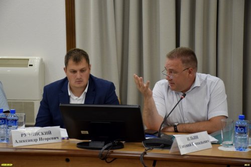 Представители администрации МО Северский район Ильин Е.Г. и Ручинский А.И.