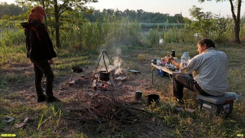 Утро в лагере на территории перспективной ООПТ Меклетинское перелесье