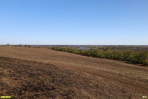 Вид на реку Средняя Челбаска с одного из курганов в перспективной ООПТ Курганы Близнецы