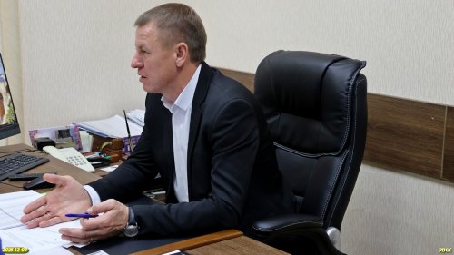 Председатель совещания заместитель главы МО Крымский район Улановский А.В.