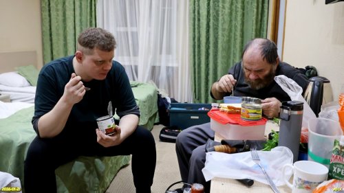 Ужин в гостинице после первого дня выезда в Выселковский район 